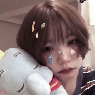 绝绝子！快手短发女生高清头像大全 女生头像 第16张