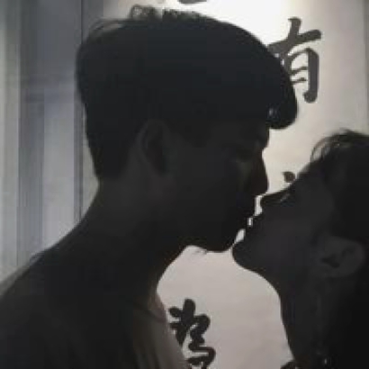 真人情侣头像一左一右，赶紧和你的另一半换上 情侣头像 第25张
