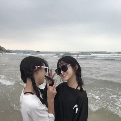 QQ闺蜜头像两张一对高清图片，都散发着浓浓的闺蜜情 友情头像 第30张