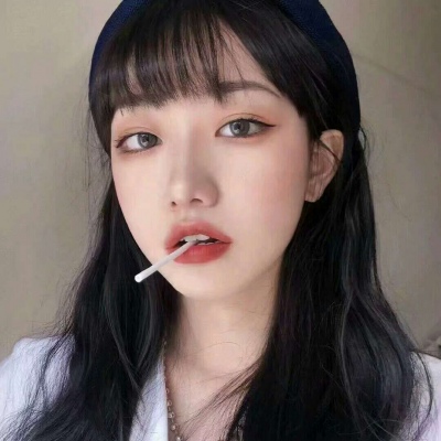 超绝！超火超潮单人女生真人头像来袭 女生头像 第4张