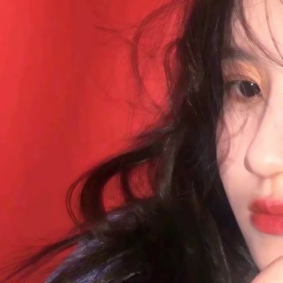 2025超火的真人女图片头像来啦🔥 女生头像 第8张