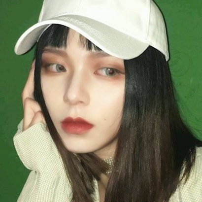 超绝！绿色系真人女生头像来袭🎀 女生头像 第4张