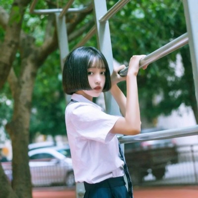 🔥2025超火的真人女生头像来啦！ 女生头像 第1张