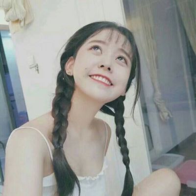 🔥2025超绝真人女生霸气头像来袭 女生头像 第18张