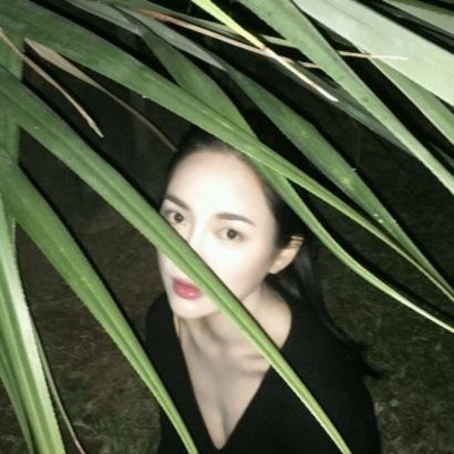 超绝！绿色系真人女生头像来袭🎀 女生头像 第2张