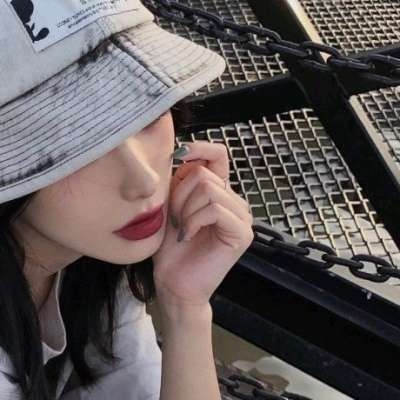 姐妹们快冲！丧系高清微信女生头像来啦 女生头像 第8张