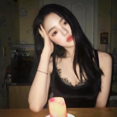 2025必看！超个性真人女生高清头像来袭🥰 女生头像 第27张
