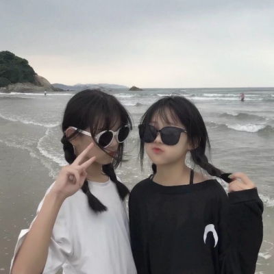 QQ闺蜜头像两张一对高清图片，都散发着浓浓的闺蜜情 友情头像 第28张