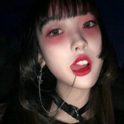 2025必看！真人气质女生高清头像来袭🥰 女生头像 第18张