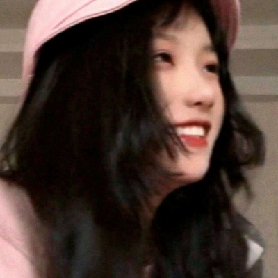 微丧感拉满的女生真人头像图片推荐 女生头像 第12张