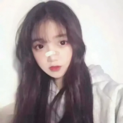 甜美气质女生头像高清图片推荐 女生头像 第16张
