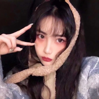 2025真人女生潮流头像图片 女生头像 第26张