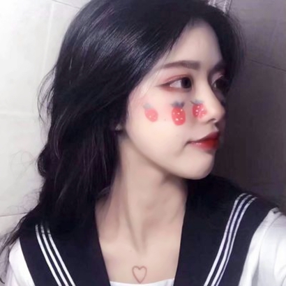 个性女生高冷霸气真人高清头像来袭✨ 女生头像 第24张
