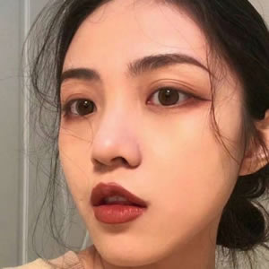 真人伤感女生头像大全，每一张都超有故事感 女生头像 第15张