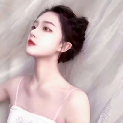 2025必看！个性女生真人高清微信头像来袭 女生头像 第9张