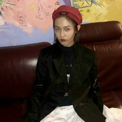 2025绝美真人小姐姐高清头像来袭✨ 女生头像 第11张