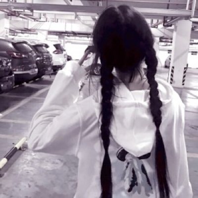 🔥2025必看!真人个性女生潮图头像来袭 女生头像 第17张 🔥2025必看!真人个性女生潮图头像来袭 女生头像 第17张