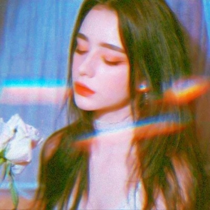 🌟2025绝美欧美真人高清女生头像推荐 女生头像 第6张