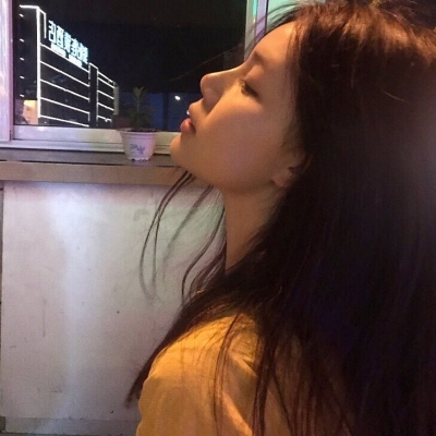 姐妹们快冲！丧系高清微信女生头像来啦 女生头像 第19张
