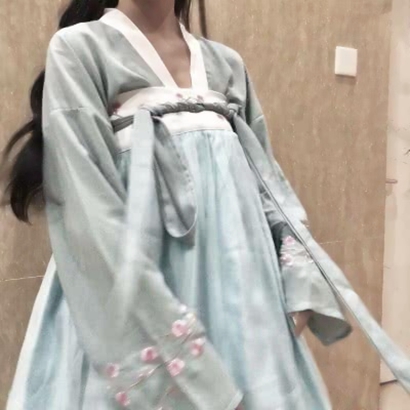 甜美气质女生头像高清图片推荐 女生头像 第17张