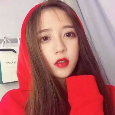 🔥2025超绝真人女生霸气头像来袭 女生头像 第8张