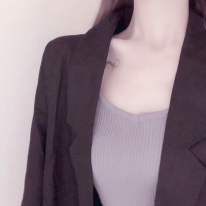 姐妹们快冲！高级感拉满的真人女生微信头像 女生头像 第11张