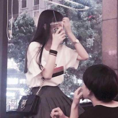 真人情侣头像一左一右，赶紧和你的另一半换上 情侣头像 第9张