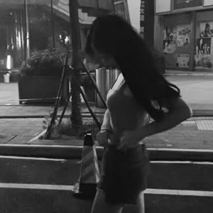 被这组真人高冷御姐头像拿捏了😍 女生头像 第13张