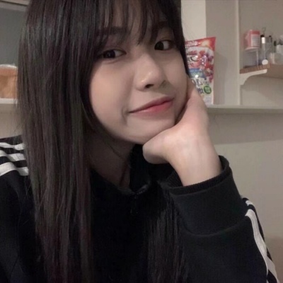 超绝！独一无二的真人女生微信头像来啦 女生头像 第3张