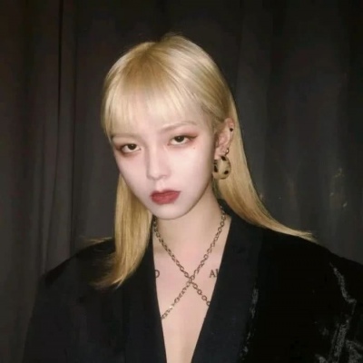 超A染发女生头像来袭！霸气超拽又高冷 女生头像 第4张