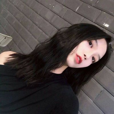 🔥2025超绝真人女生霸气头像来袭 女生头像 第17张