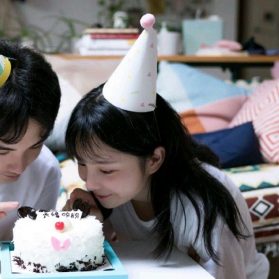 超甜！微信高清生日情侣真人图片头像推荐 情侣头像 第4张