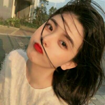绝绝子！快手短发女生高清头像大全 女生头像 第2张