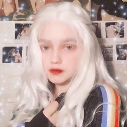 2025必看！超火欧美女生真人头像来袭  女生头像 第19张