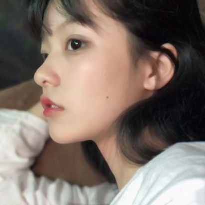 2025必看！超个性真人女生高清头像来袭🥰 女生头像 第11张