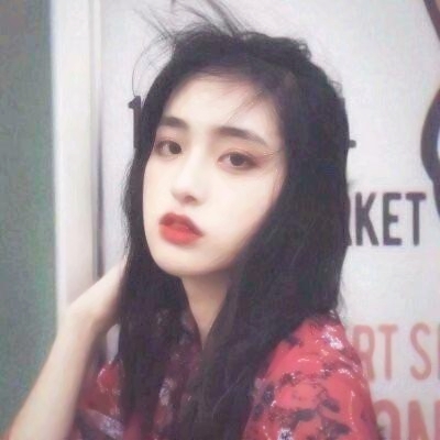 2025超火的真人女图片头像来啦🔥 女生头像 第2张