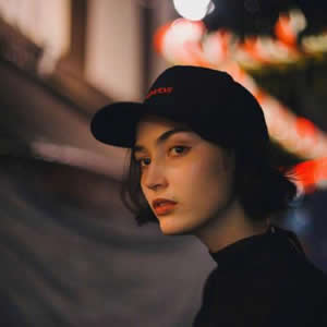 🔥2025必看！真人高冷气质女神头像来袭 女生头像 第14张