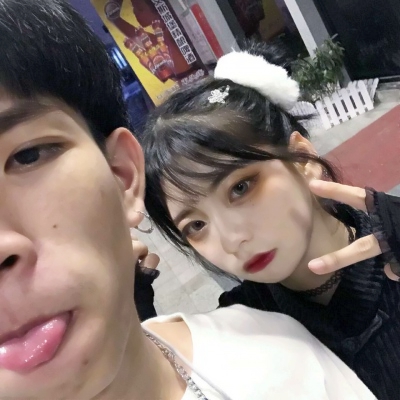 时尚潮流真人情侣一左一右高清头像来啦 情侣头像 第12张