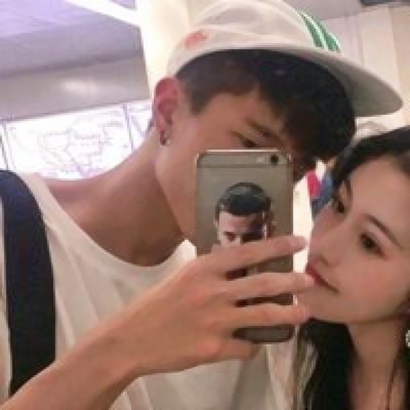 真人情侣头像一左一右，赶紧和你的另一半换上 情侣头像 第33张