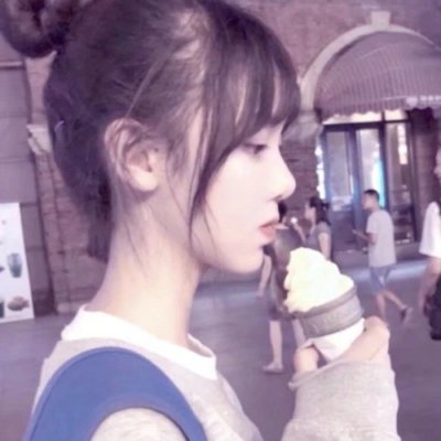 🔥2025必看！真人个性女生潮图头像来袭 女生头像 第16张