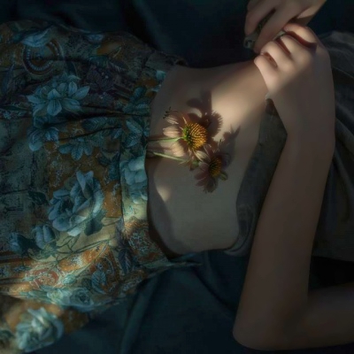 美哭😭这些意境高清女生头像太可啦 女生头像 第2张
