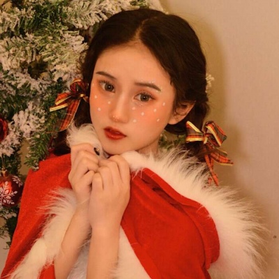 圣诞氛围感拉满的唯美女生头像来啦！ 女生头像 第3张