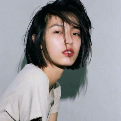 2025绝美真人小姐姐高清头像来袭✨ 女生头像 第1张