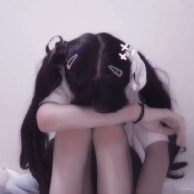 酷飒小姐姐必备的真人潮女头精选 女生头像 第14张