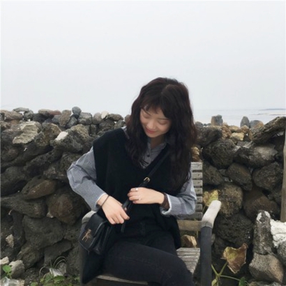 2025必看！潮流真人高清微信头像来袭✨ 女生头像 第22张