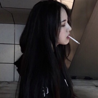 姐妹们快冲！丧系高清微信女生头像来啦 女生头像 第6张