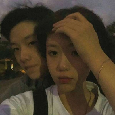 情侣头像一对两张真人，简直太甜蜜啦！ 情侣头像 第18张