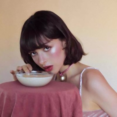 🔥2025新版欧美女生微信头像来袭 女生头像 第12张