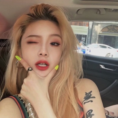 超酷真人拽姐女头来一波！ 女生头像 第6张