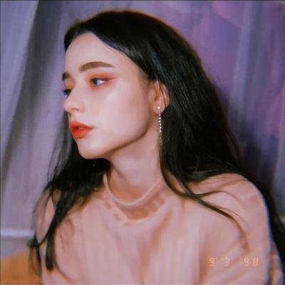 欧美女孩超绝高清ins图片来袭 女生头像 第1张